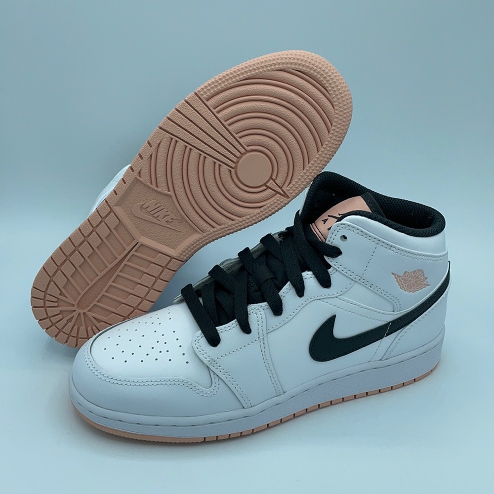 NIKE Air Jordan 1 MID Arctic Orange GS 554725-180 - Picture 2 of 11